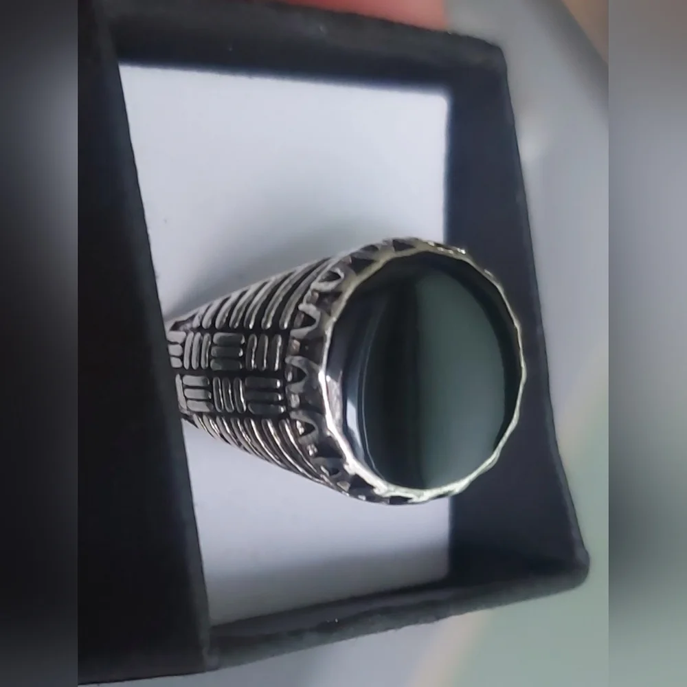 Silver and Black Statement Ring - Picture 1 of 8
